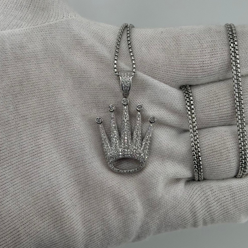 925 Sterling Silver White Gold Dipped Crown Pendant CZ Iced Approx 9g